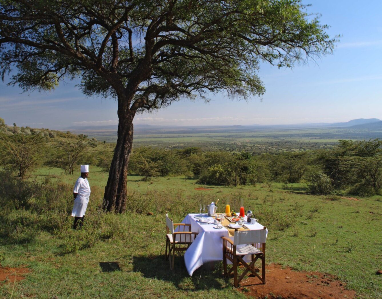 A set table ready for breakfast in the bush